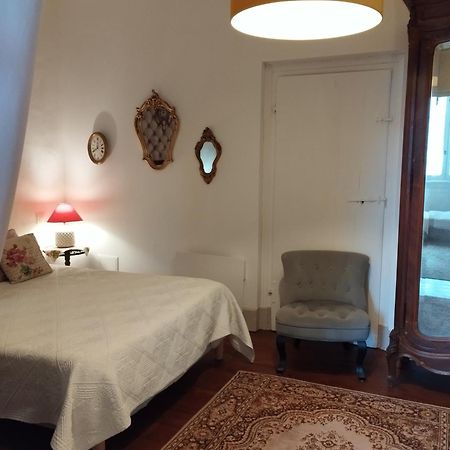 Апарт отель Le Logis De Saint Cyr Исудён Экстерьер фото